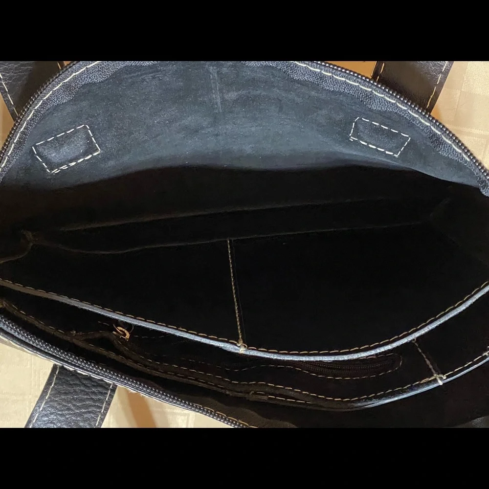 Marc O'Polo Black Leather Bag Black Silver Hardware 13 X 7.5 large‎ sections